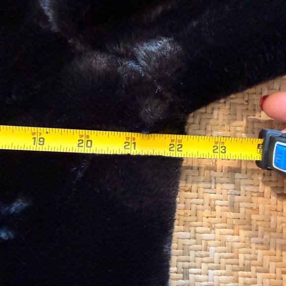 Gallery New York Black Faux Fur Black Jacket Medium - Picture 12 of 15